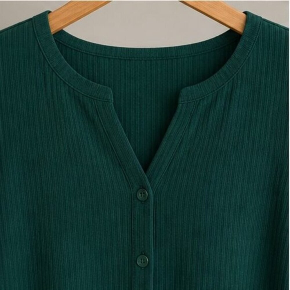 Emerald V Neck Top - Picture 4 of 6